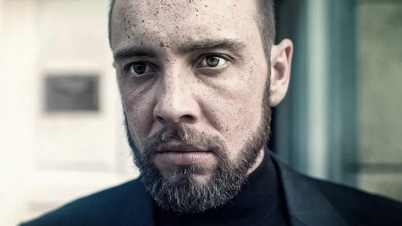 Aktorzy filmu „Jak zostałem gangsterem” – ich historie i tajemnice zza kulis
